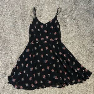 FOREVER 21 Navy Blue Floral Dress Size Small